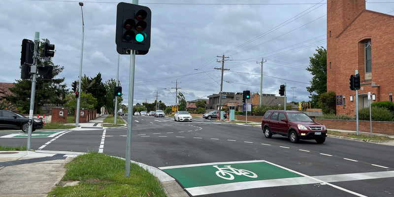 Traffic Signal Post